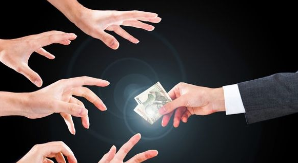 現(xiàn)金貸平臺(tái)攬客成本奇高 戶(hù)均可達(dá)240元
